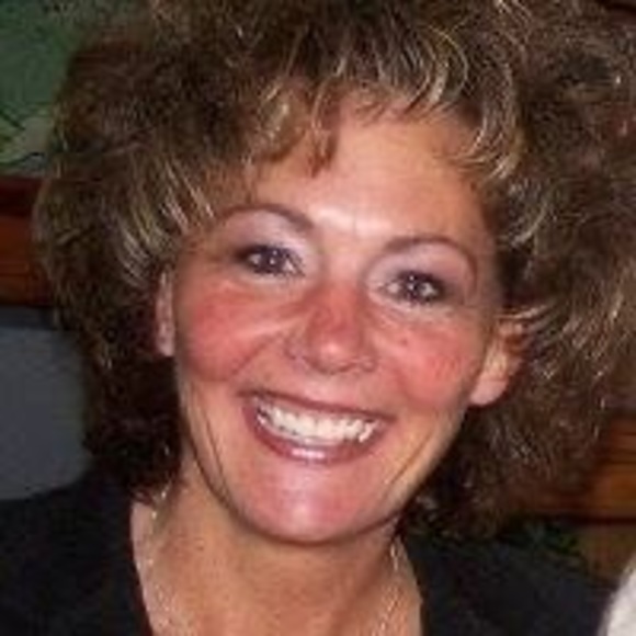 Meet your Posher, Gail - Picture 1 of 1